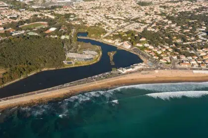 Plage de tanchet 3 AdobeStock 156421920